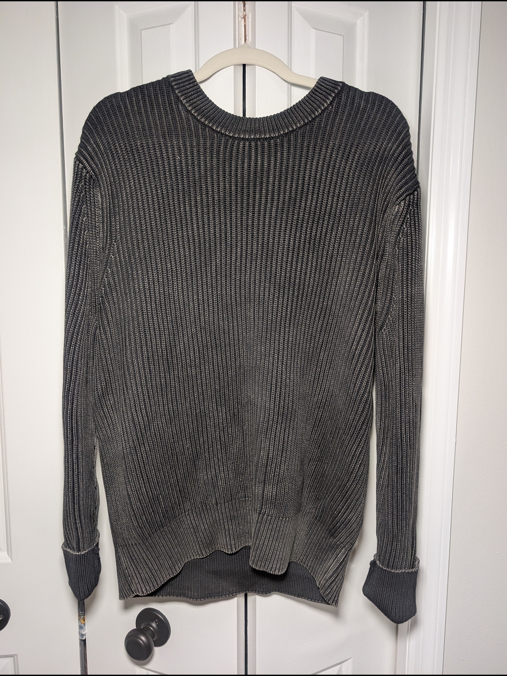 American Eagle Men’s Medium Gray Acid Wash Ribbed Crewneck Sweater 100% Cotton